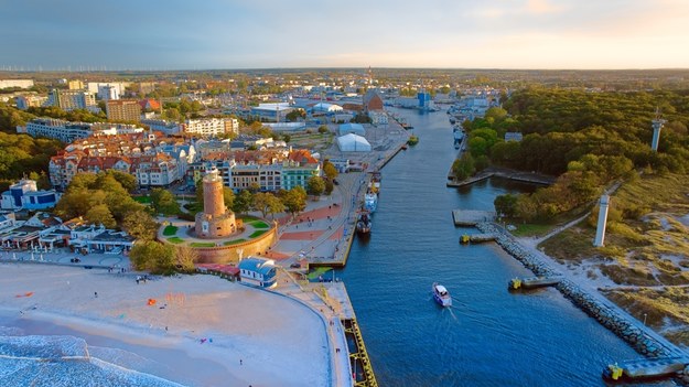 000ibn4qduas8pu6-c116-f4